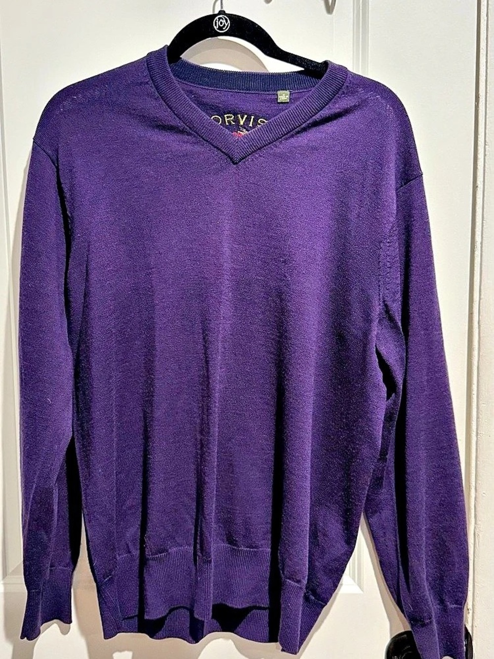 Orvis V-Neck Sweater in Purple Size Medium